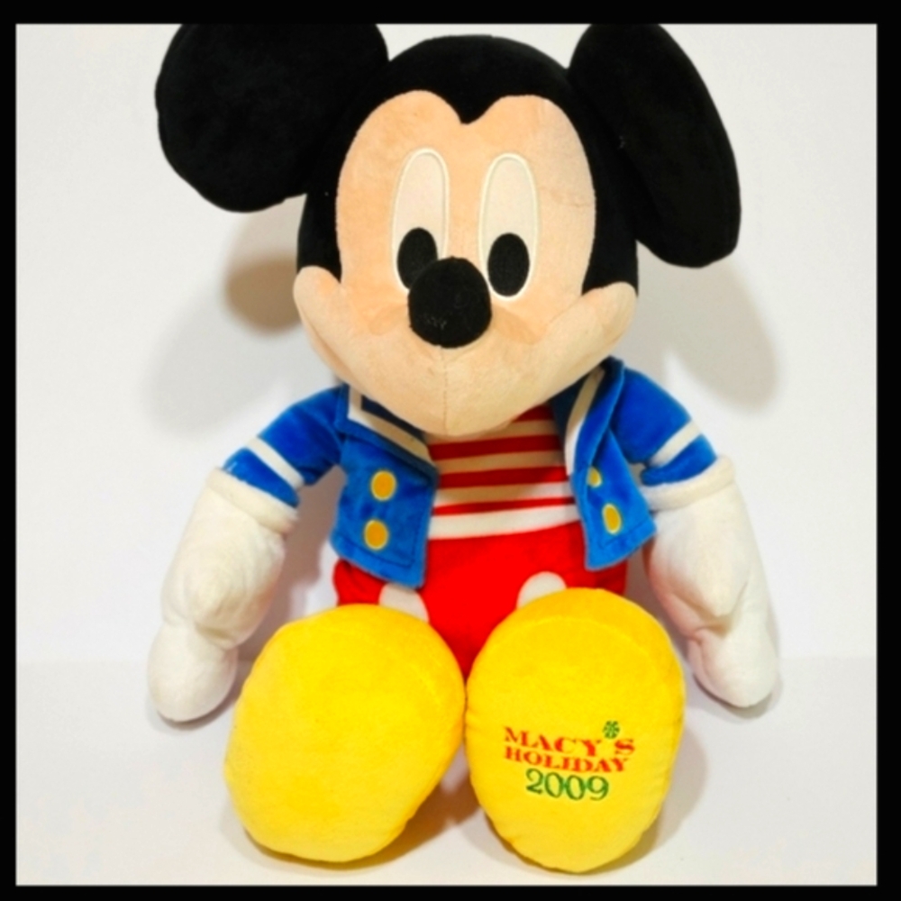 Disney Macy’s Holiday 2009 Mickey Mouse 19” Stuffed Animal Christmas Plush